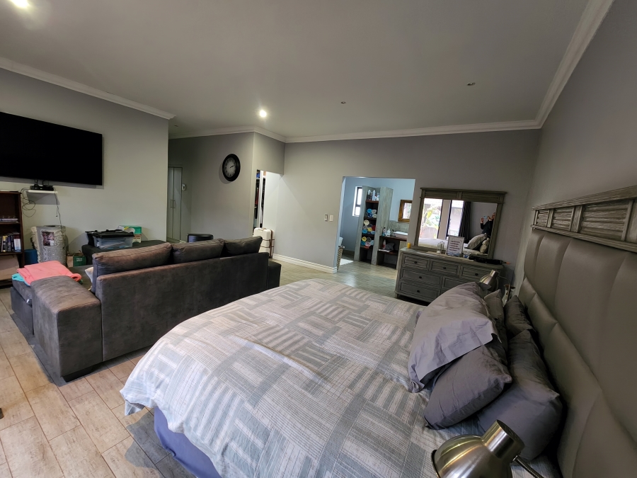 To Let 4 Bedroom Property for Rent in Pebble Rock Golf Village Gauteng