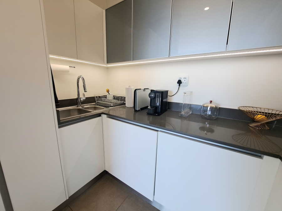 1 Bedroom Property for Sale in Sandton Central Gauteng