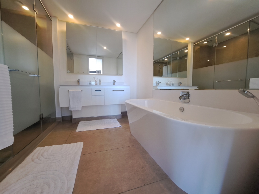 1 Bedroom Property for Sale in Sandton Central Gauteng