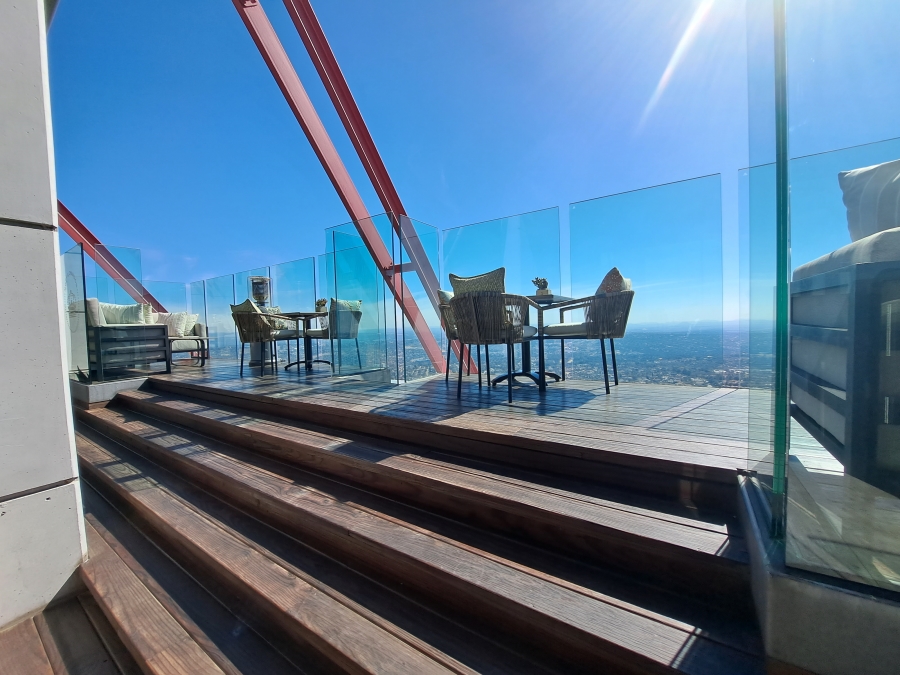 1 Bedroom Property for Sale in Sandton Central Gauteng