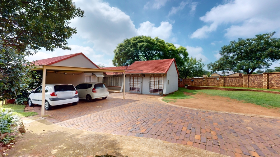 4 Bedroom Property for Sale in Dinwiddie Gauteng