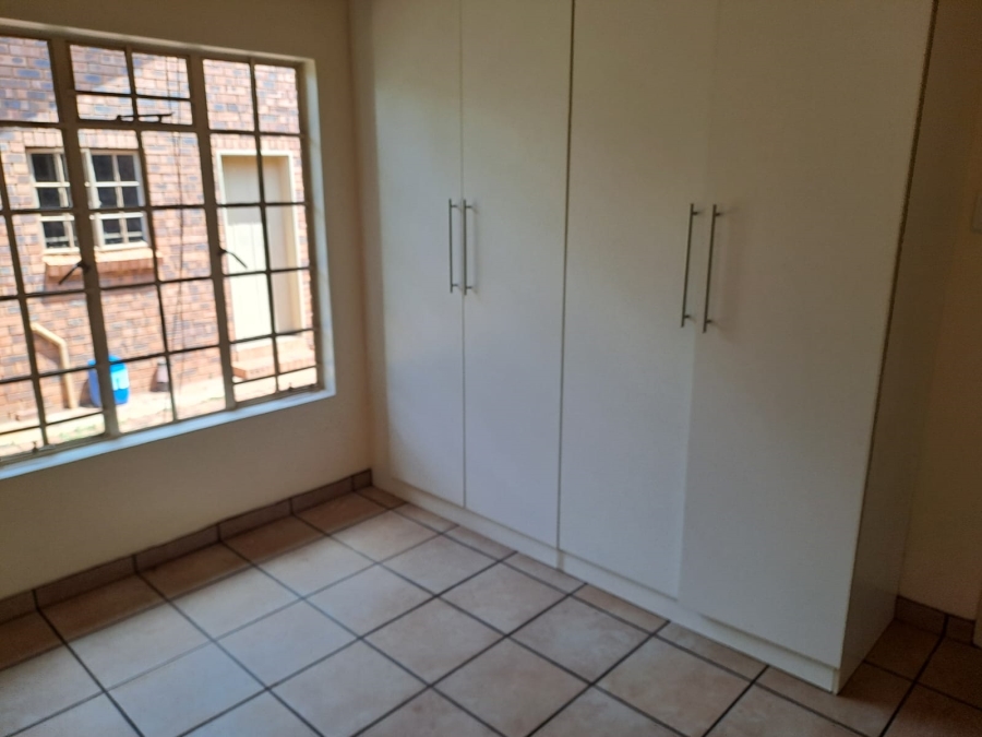 To Let 2 Bedroom Property for Rent in Kameeldrift East Gauteng