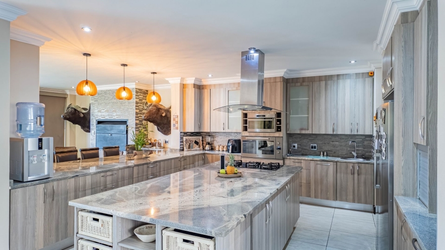 5 Bedroom Property for Sale in Sable Hills Gauteng