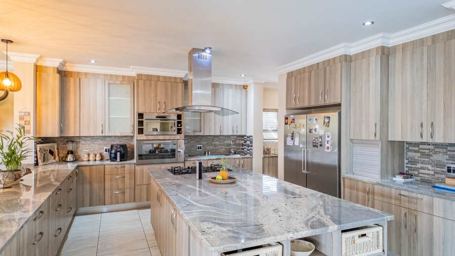 5 Bedroom Property for Sale in Sable Hills Gauteng