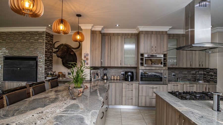 5 Bedroom Property for Sale in Sable Hills Gauteng