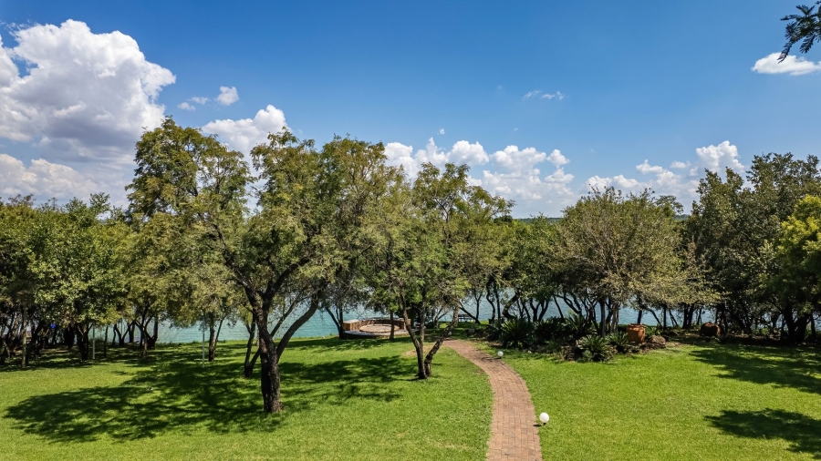 5 Bedroom Property for Sale in Sable Hills Gauteng