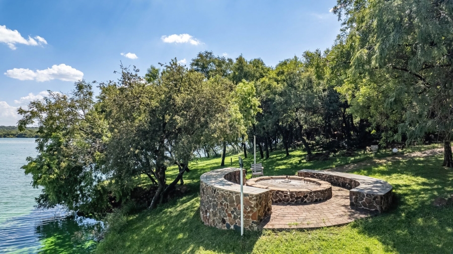 5 Bedroom Property for Sale in Sable Hills Gauteng