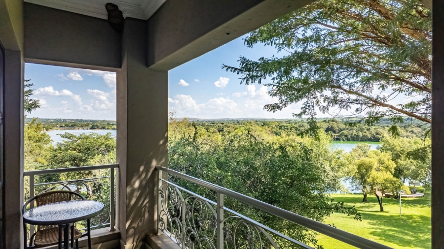 5 Bedroom Property for Sale in Sable Hills Gauteng