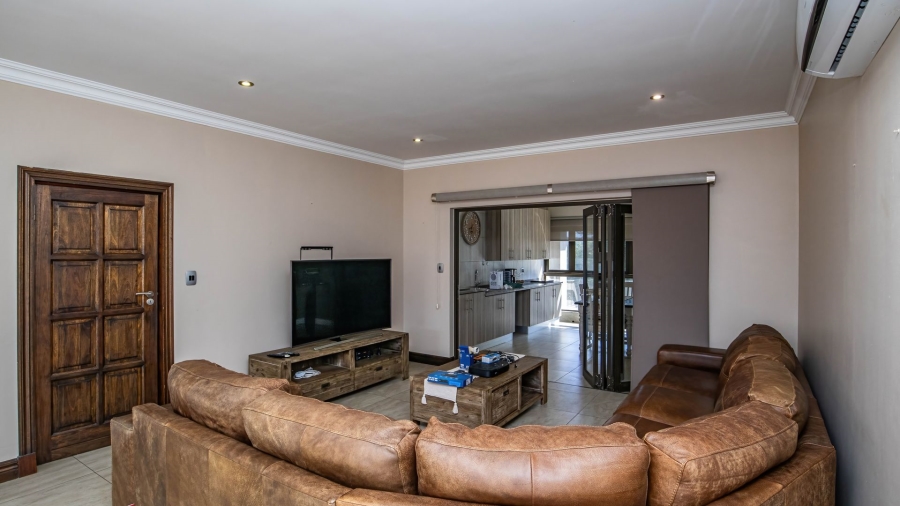 5 Bedroom Property for Sale in Sable Hills Gauteng