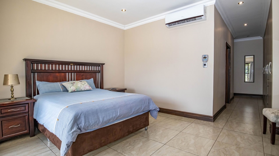 5 Bedroom Property for Sale in Sable Hills Gauteng