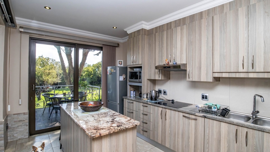 5 Bedroom Property for Sale in Sable Hills Gauteng