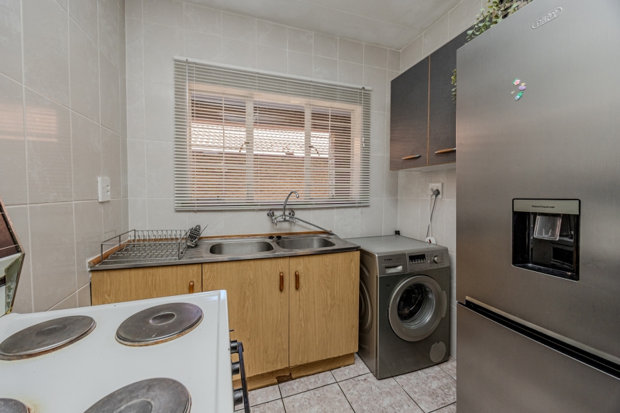 2 Bedroom Property for Sale in Princess A H Gauteng