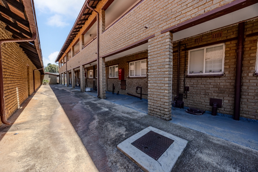 2 Bedroom Property for Sale in Princess A H Gauteng