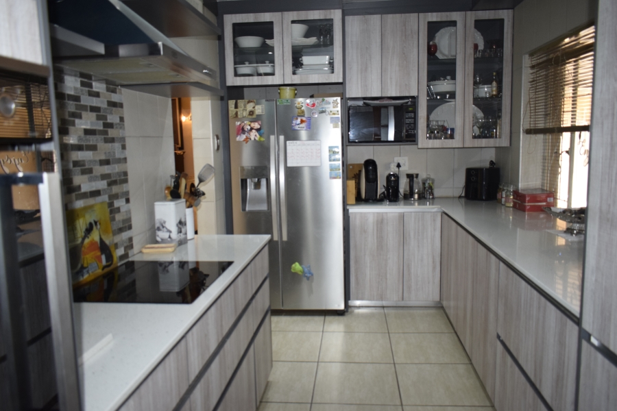 4 Bedroom Property for Sale in Parkrand Gauteng