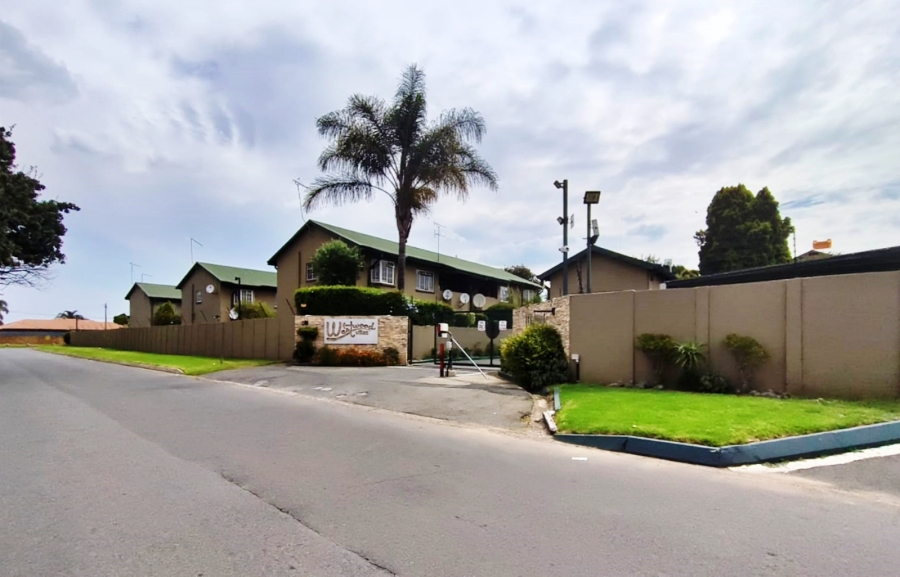 2 Bedroom Property for Sale in Beyers Park Gauteng