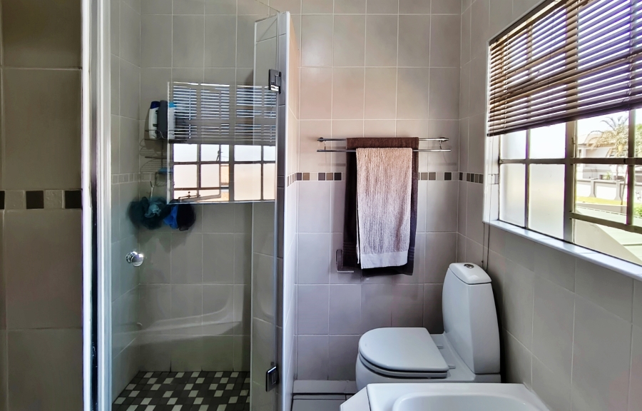 2 Bedroom Property for Sale in Beyers Park Gauteng