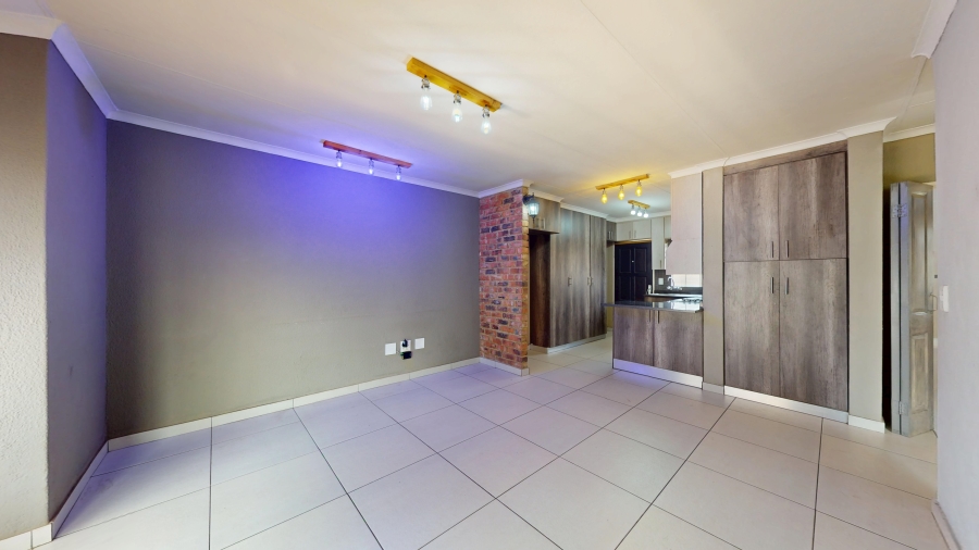 2 Bedroom Property for Sale in Beyers Park Gauteng