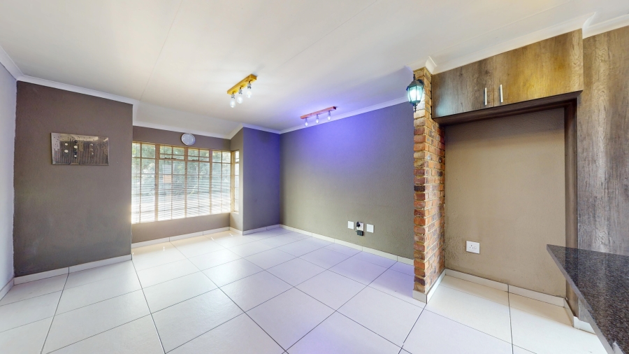 2 Bedroom Property for Sale in Beyers Park Gauteng