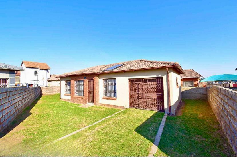 3 Bedroom Property for Sale in Sharon Park Gauteng