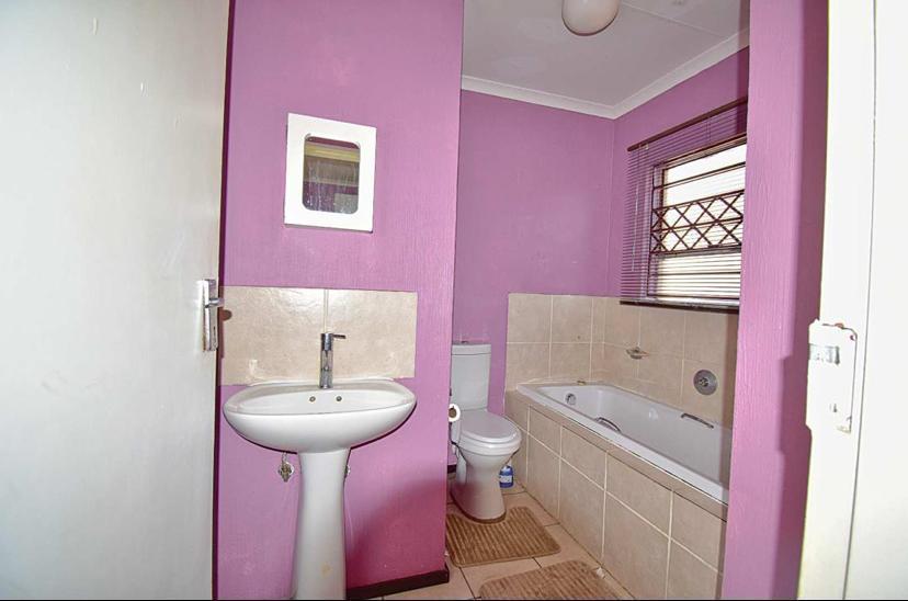 3 Bedroom Property for Sale in Sharon Park Gauteng