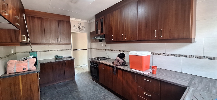 4 Bedroom Property for Sale in Vanderbijlpark SE 1 Gauteng