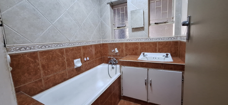 4 Bedroom Property for Sale in Vanderbijlpark SE 1 Gauteng