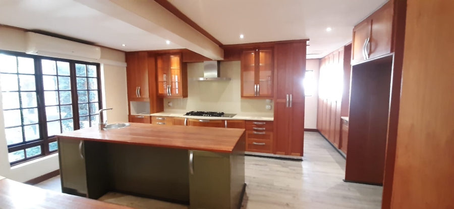To Let 4 Bedroom Property for Rent in Waterkloof Gauteng