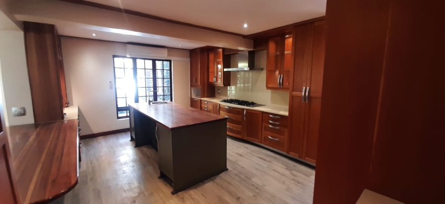 To Let 4 Bedroom Property for Rent in Waterkloof Gauteng