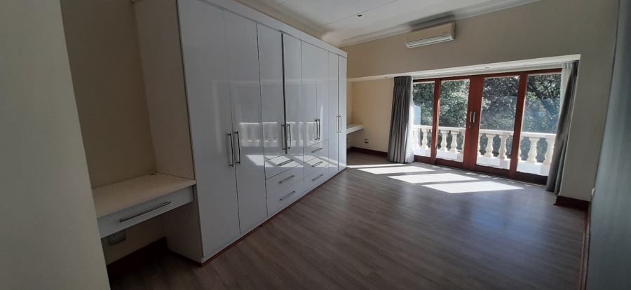 To Let 4 Bedroom Property for Rent in Waterkloof Gauteng