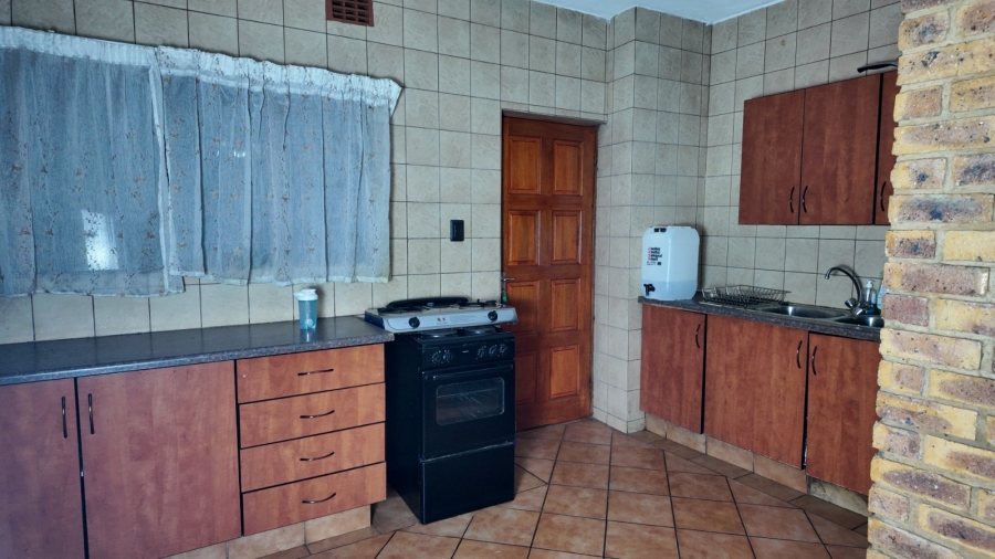 To Let 3 Bedroom Property for Rent in Witfield Gauteng