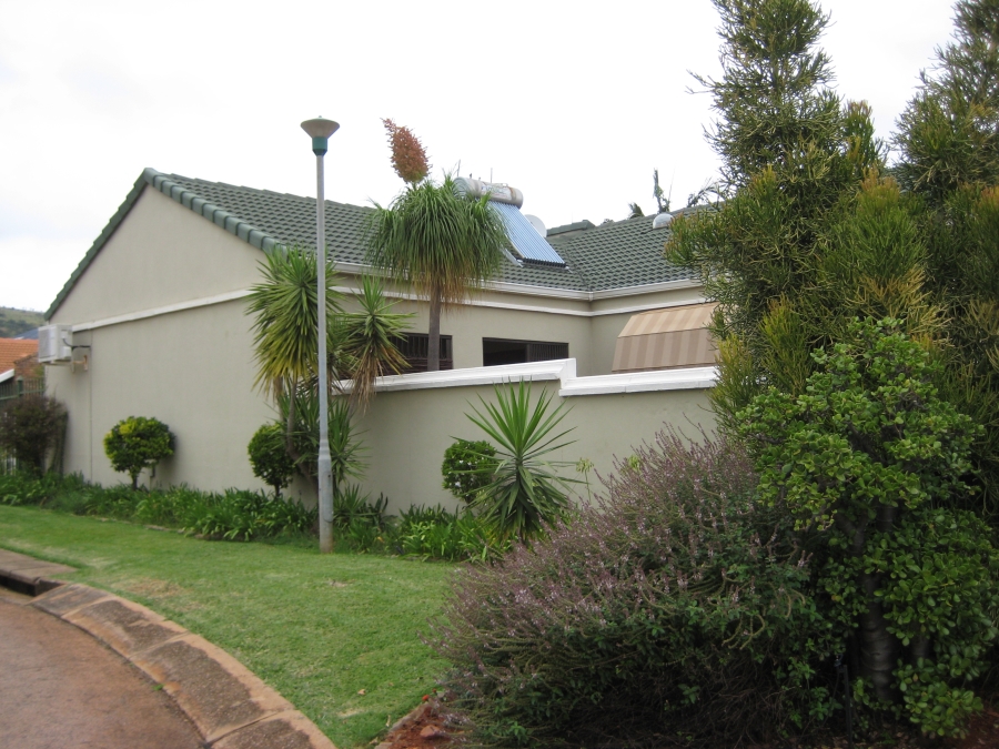 3 Bedroom Property for Sale in Magalieskruin Gauteng