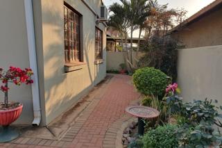 3 Bedroom Property for Sale in Magalieskruin Gauteng