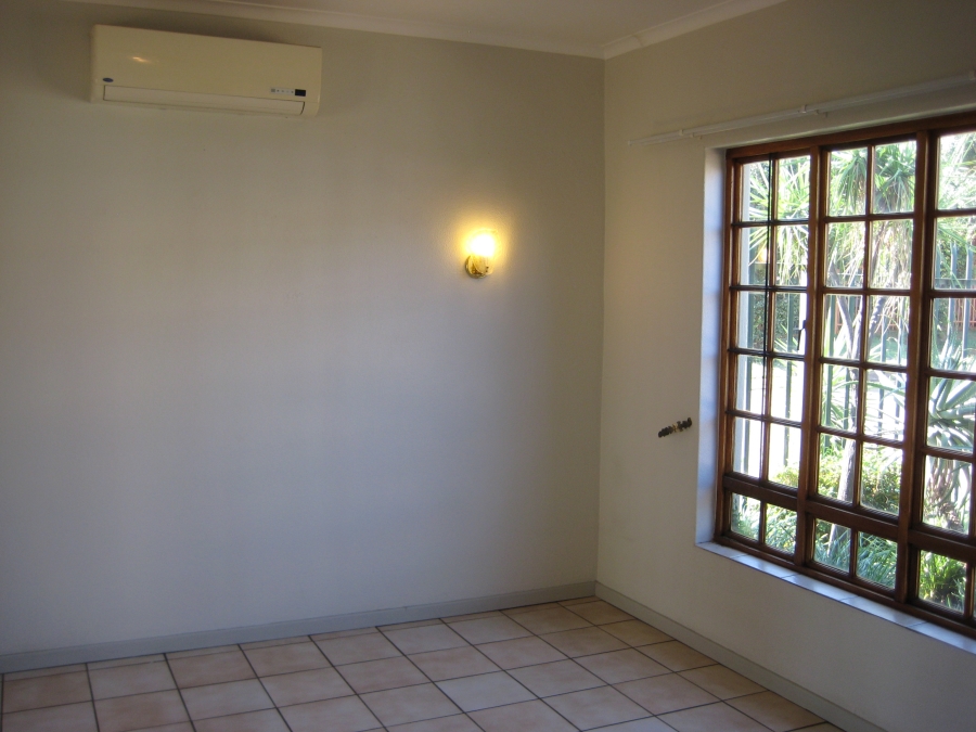 3 Bedroom Property for Sale in Magalieskruin Gauteng