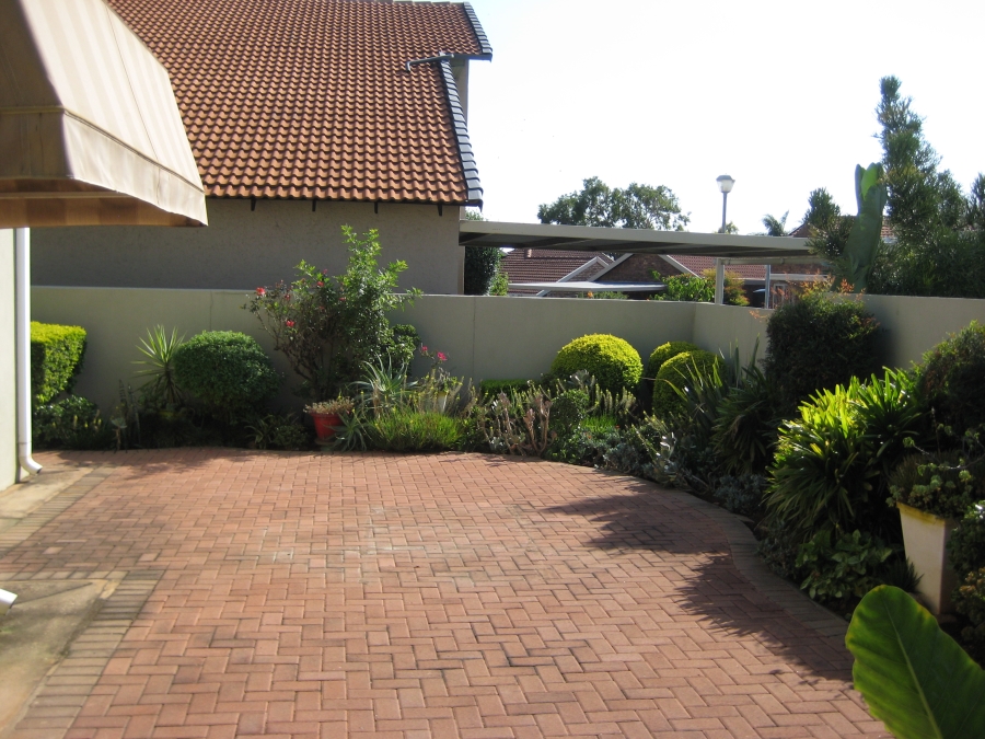3 Bedroom Property for Sale in Magalieskruin Gauteng