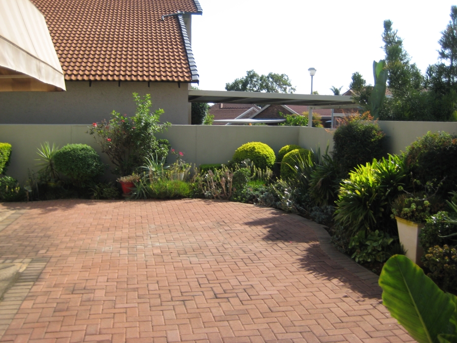 3 Bedroom Property for Sale in Magalieskruin Gauteng