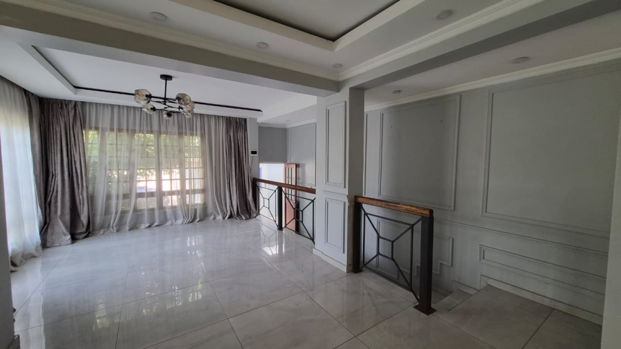 To Let 5 Bedroom Property for Rent in Eastleigh Ridge Gauteng