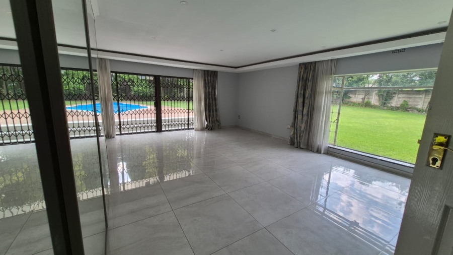 To Let 5 Bedroom Property for Rent in Eastleigh Ridge Gauteng