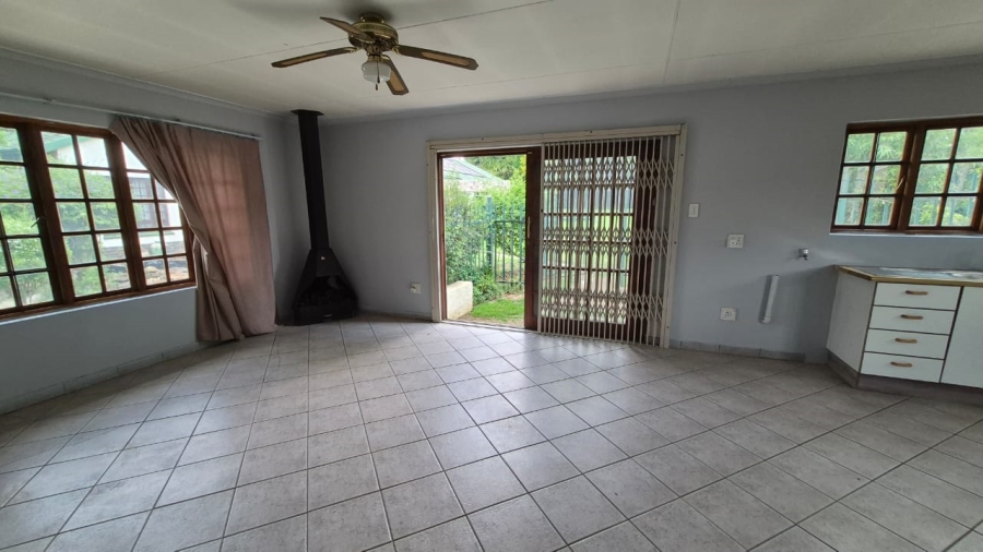 To Let 5 Bedroom Property for Rent in Eastleigh Ridge Gauteng
