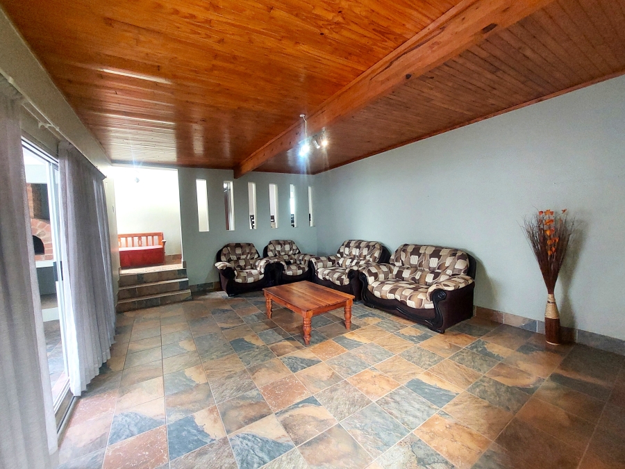 4 Bedroom Property for Sale in Waterkloof Ridge Gauteng