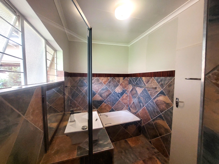 4 Bedroom Property for Sale in Waterkloof Ridge Gauteng