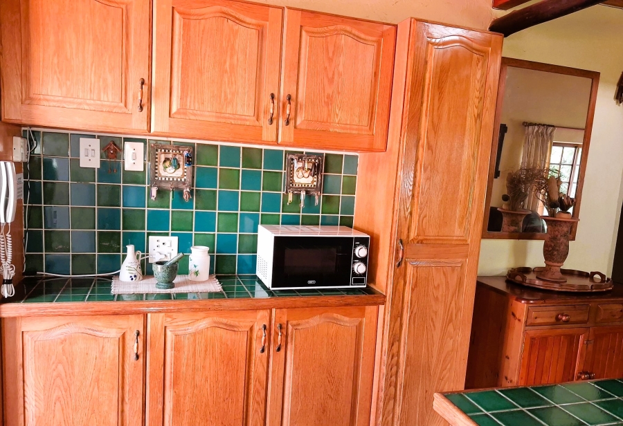 8 Bedroom Property for Sale in Glen Austin Gauteng