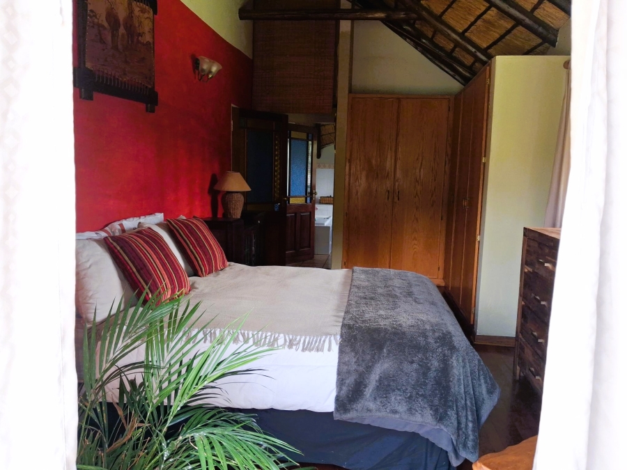 8 Bedroom Property for Sale in Glen Austin Gauteng