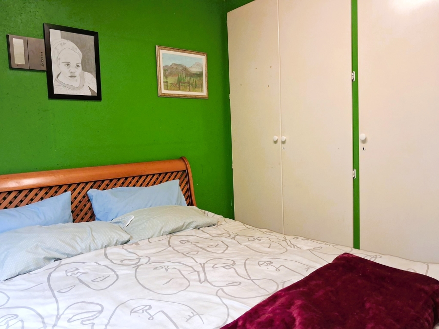 8 Bedroom Property for Sale in Glen Austin Gauteng