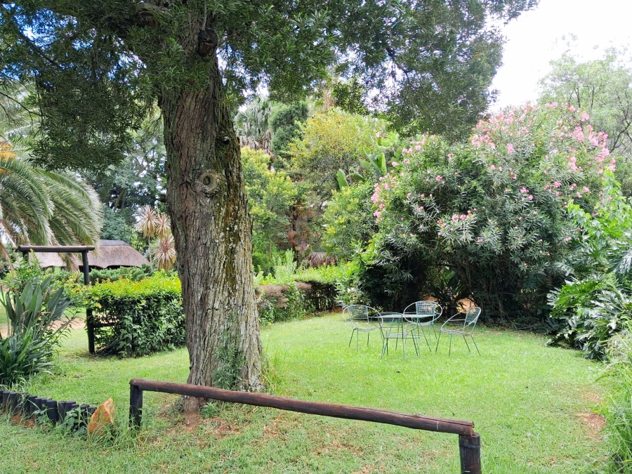 8 Bedroom Property for Sale in Glen Austin Gauteng