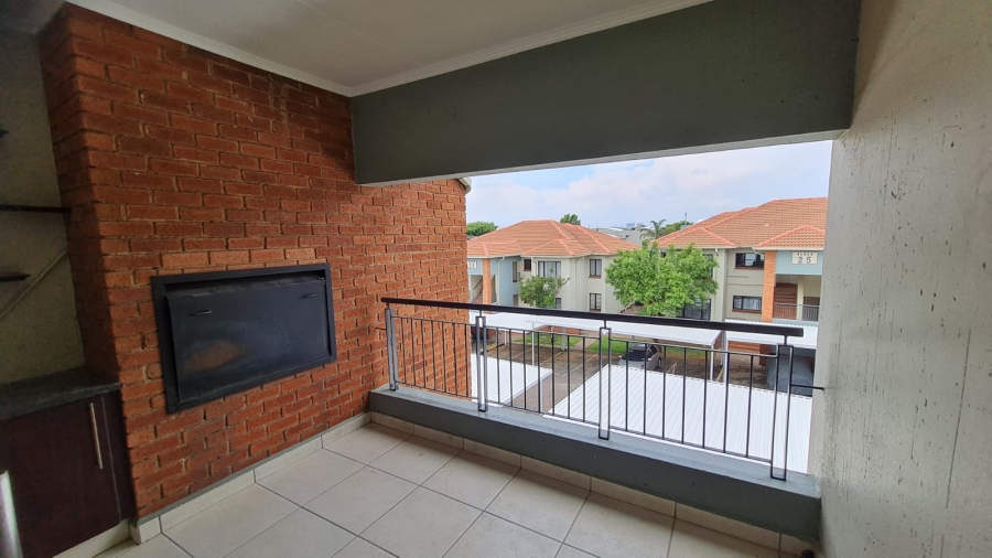 To Let 2 Bedroom Property for Rent in Greenstone Hill Gauteng