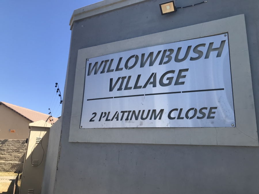 2 Bedroom Property for Sale in Albertsdal Gauteng