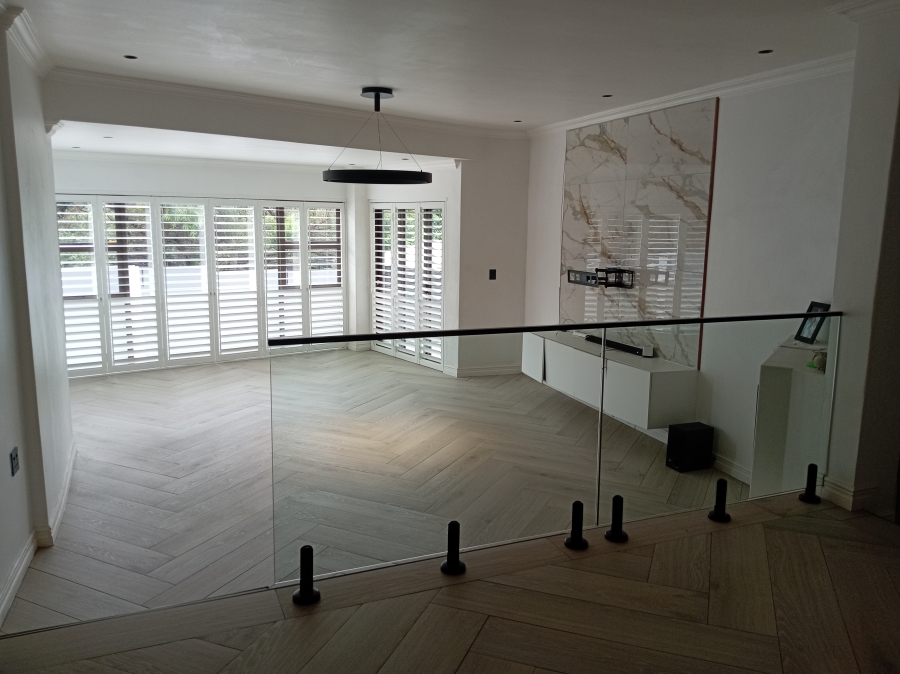 5 Bedroom Property for Sale in Alan Manor Gauteng