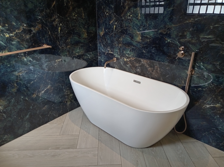 5 Bedroom Property for Sale in Alan Manor Gauteng