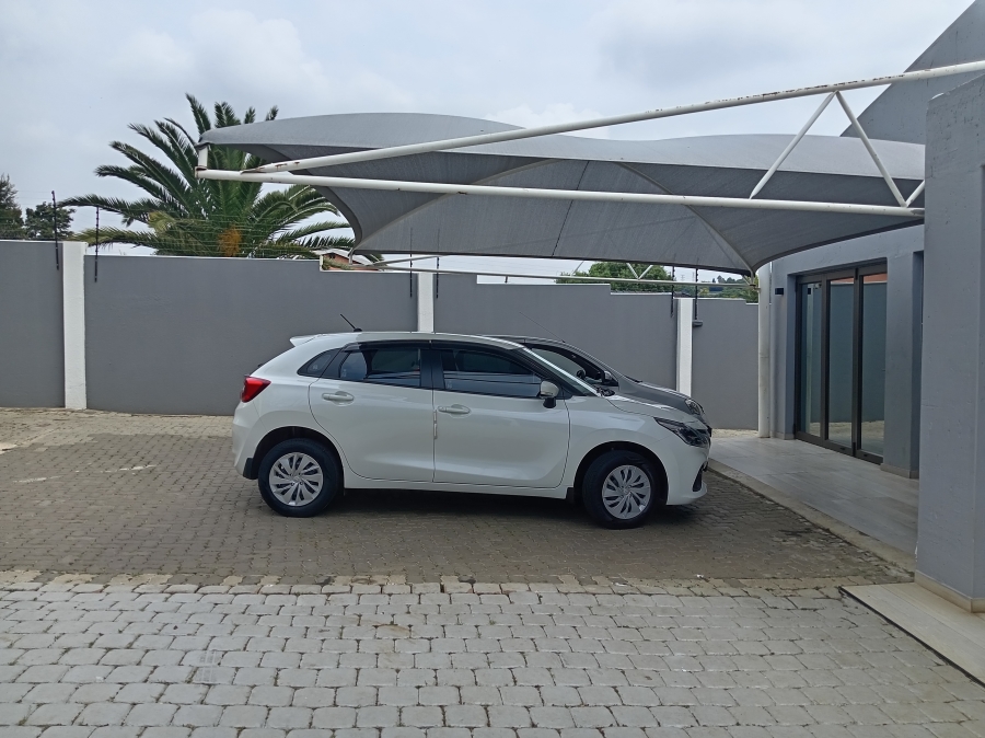 5 Bedroom Property for Sale in Alan Manor Gauteng