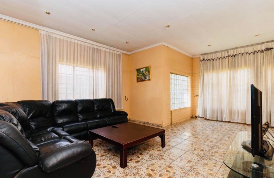 3 Bedroom Property for Sale in Elandsfontein Rail Gauteng